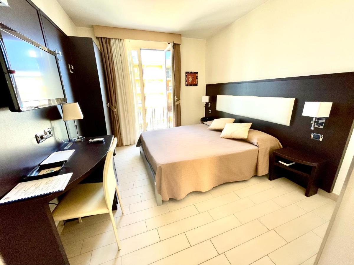 Hotel Welcome San Benedetto del Tronto Ngoại thất bức ảnh